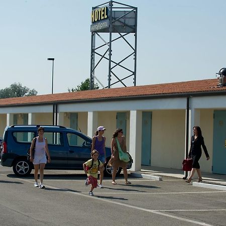 Autohotel Rávena Exterior foto