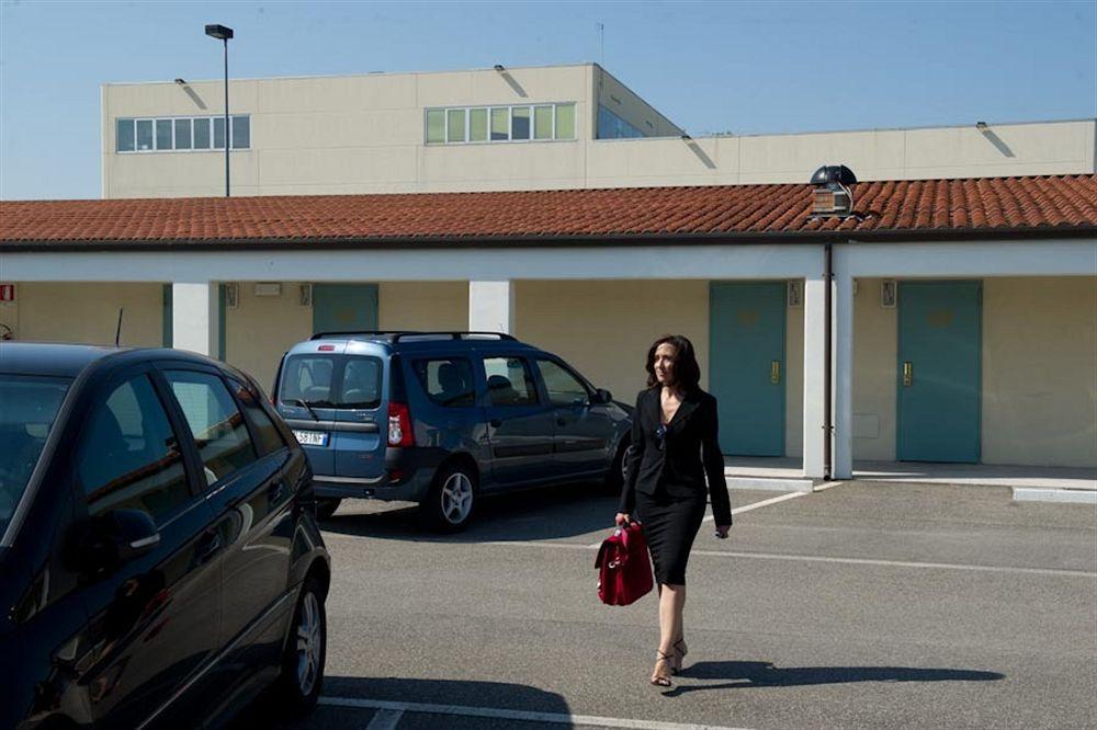 Autohotel Rávena Exterior foto